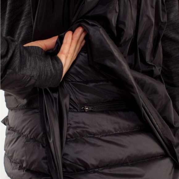 Lululemon Black Quilted Blazer with Belted Waist - Picture 3 of 7